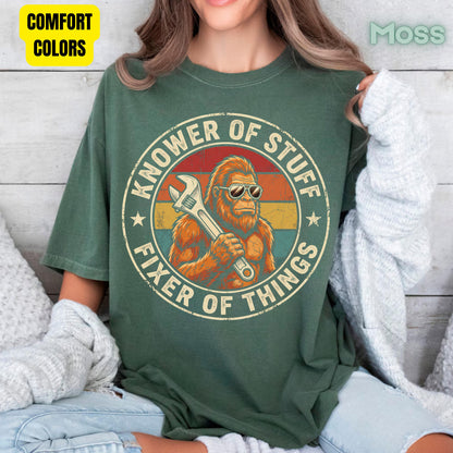 Funny Bigfoot Knower of Stuff Fixer of Things T-Shirt, Retro Sasquatch Wrench Sunglasses Dad Handyman Tee