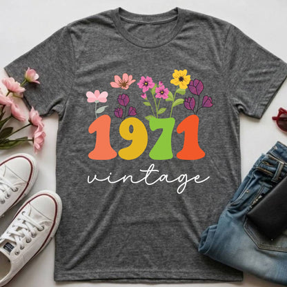 55th Birthday Shirt Women Made in 1971 T-Shirt 55 Years Loved Floral Birthday Gift