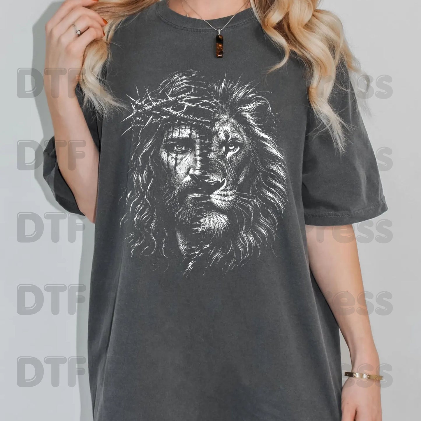 Jesus and Lion DTF Transfer Ready to Press Christian Heat Transfer for Shirts Crown of Thorns Religious Portrait Tee