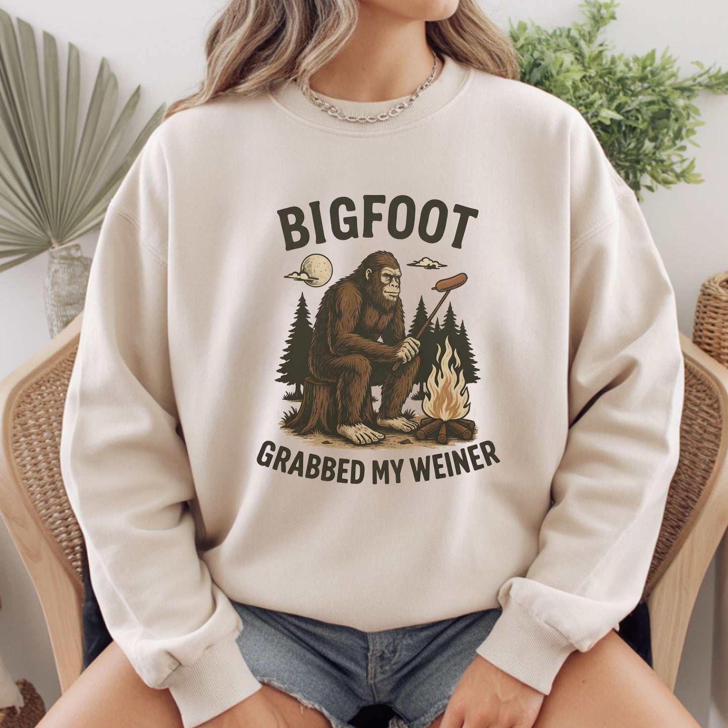 Bigfoot Grabbed My Weiner Comfort Colors T Shirts