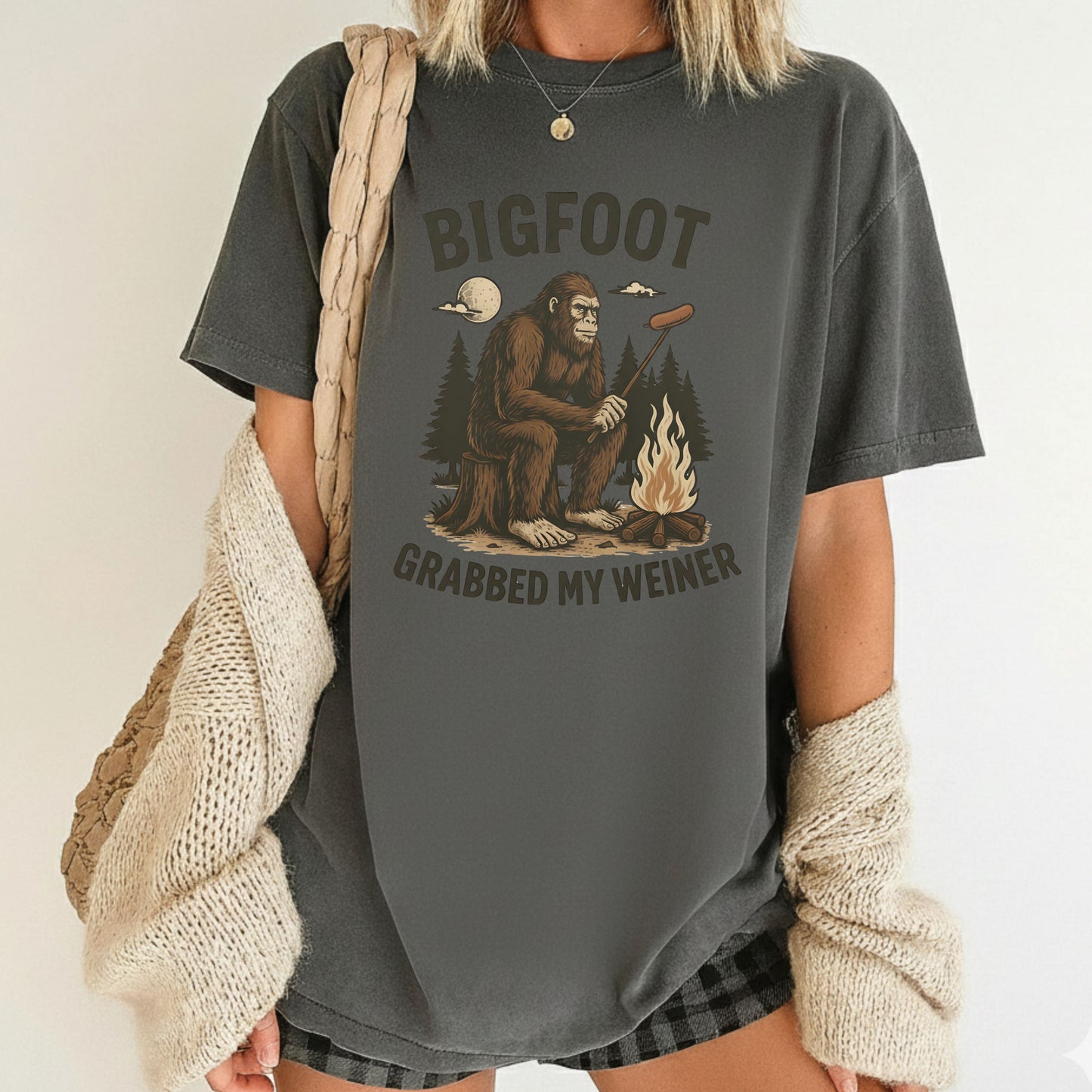 Bigfoot Grabbed My Weiner Comfort Colors T Shirts