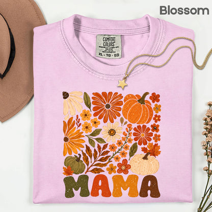 Mama Fall Floral Pumpkins T-Shirt, Retro Groovy Autumn Flowers Thanksgiving Comfort Color Tee