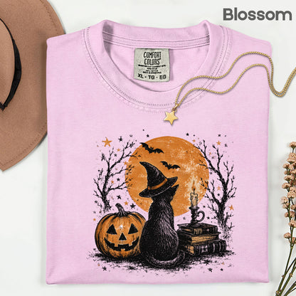 Halloween Black Cat Witch T-Shirt, Full Moon Pumpkin Spooky Vintage Books Magic Tee