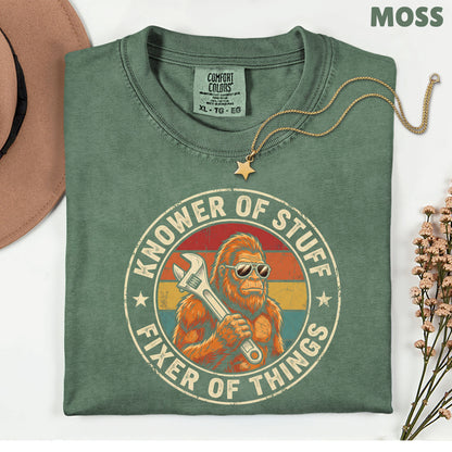 Funny Bigfoot Knower of Stuff Fixer of Things T-Shirt, Retro Sasquatch Wrench Sunglasses Dad Handyman Tee