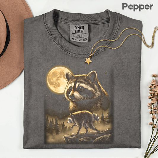 Vintage Raccoon Full Moon T-Shirt, Forest Wildlife Trash Panda Outdoor Comfort Color Tee