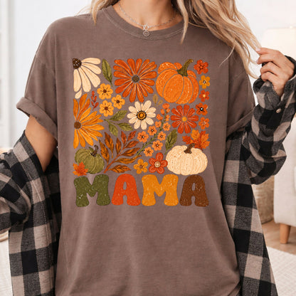 Mama Fall Floral Pumpkins T-Shirt, Retro Groovy Autumn Flowers Thanksgiving Comfort Color Tee