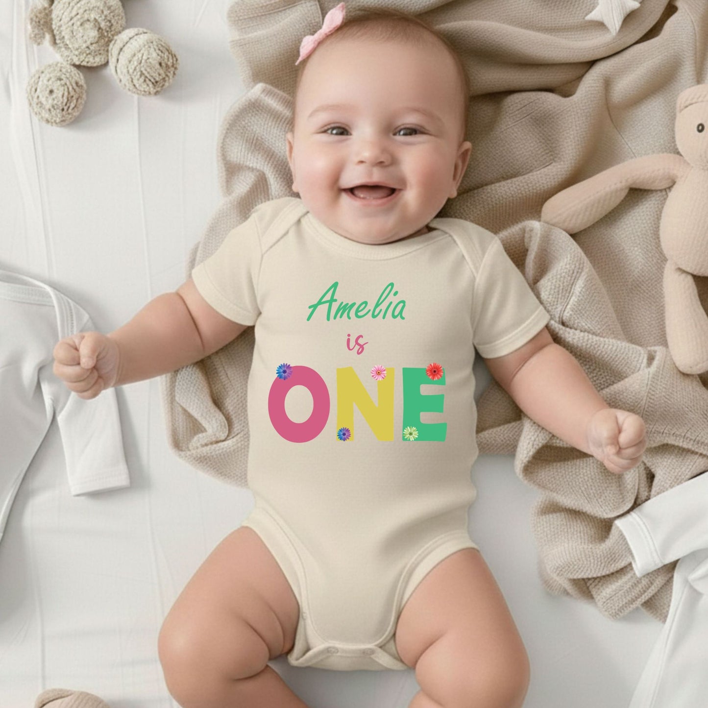 Personalized First Birthday Girl Bodysuit Custom Name 1st Birthday Shirt Floral Cake Smash Outfit One Year Old Tee Flower Birthday Party Gift