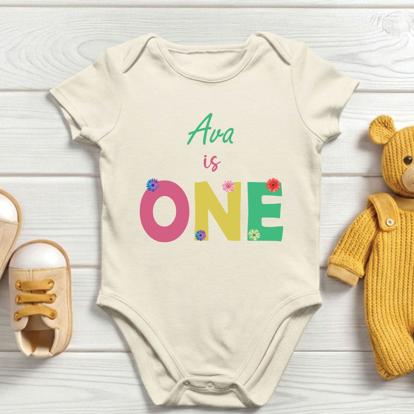 Personalized First Birthday Girl Bodysuit Custom Name 1st Birthday Shirt Floral Cake Smash Outfit One Year Old Tee Flower Birthday Party Gift