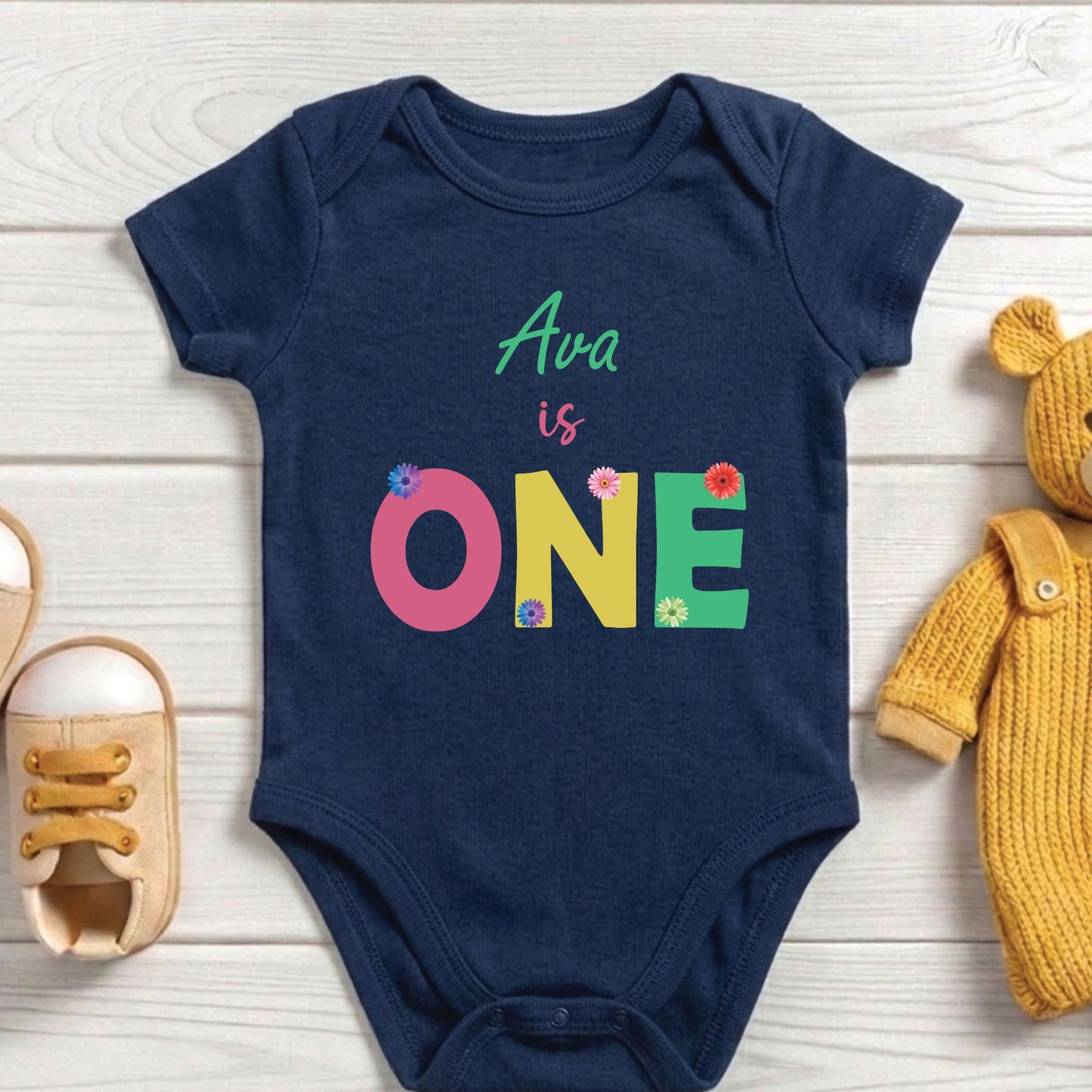 Personalized First Birthday Girl Bodysuit Custom Name 1st Birthday Shirt Floral Cake Smash Outfit One Year Old Tee Flower Birthday Party Gift