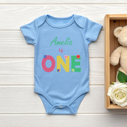 Personalized First Birthday Girl Bodysuit Custom Name 1st Birthday Shirt Floral Cake Smash Outfit One Year Old Tee Flower Birthday Party Gift