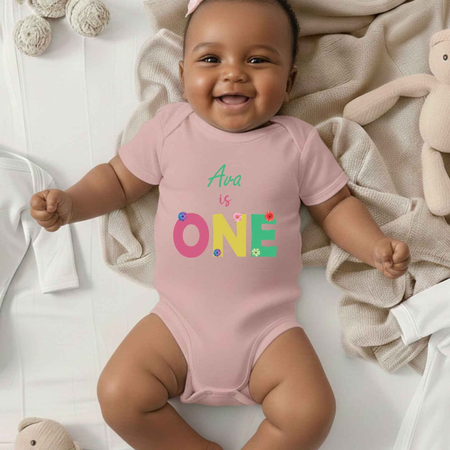Personalized First Birthday Girl Bodysuit Custom Name 1st Birthday Shirt Floral Cake Smash Outfit One Year Old Tee Flower Birthday Party Gift