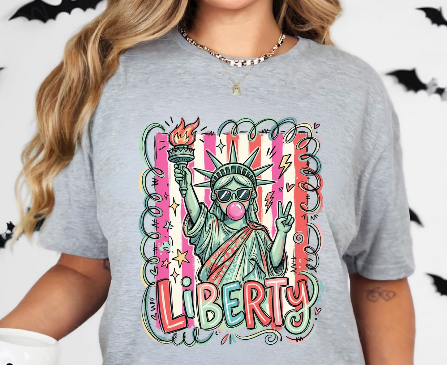 Statue of Liberty T Shirt Cool Liberty Bubble Gum Tee Cute Fourth of July Outfit Patriotic USA Doodle Tops Trendy NYC Vacation Gifts