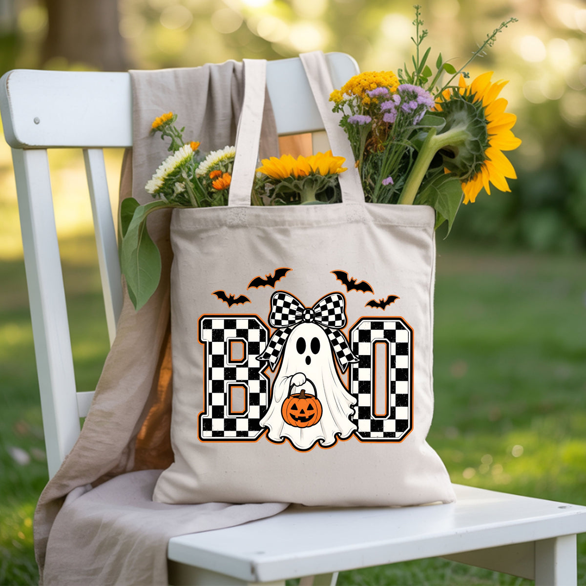 Boo Checkered Bow Ghost Halloween T-Shirt, Pumpkin Bucket Bats Retro Tee Sweatshirt