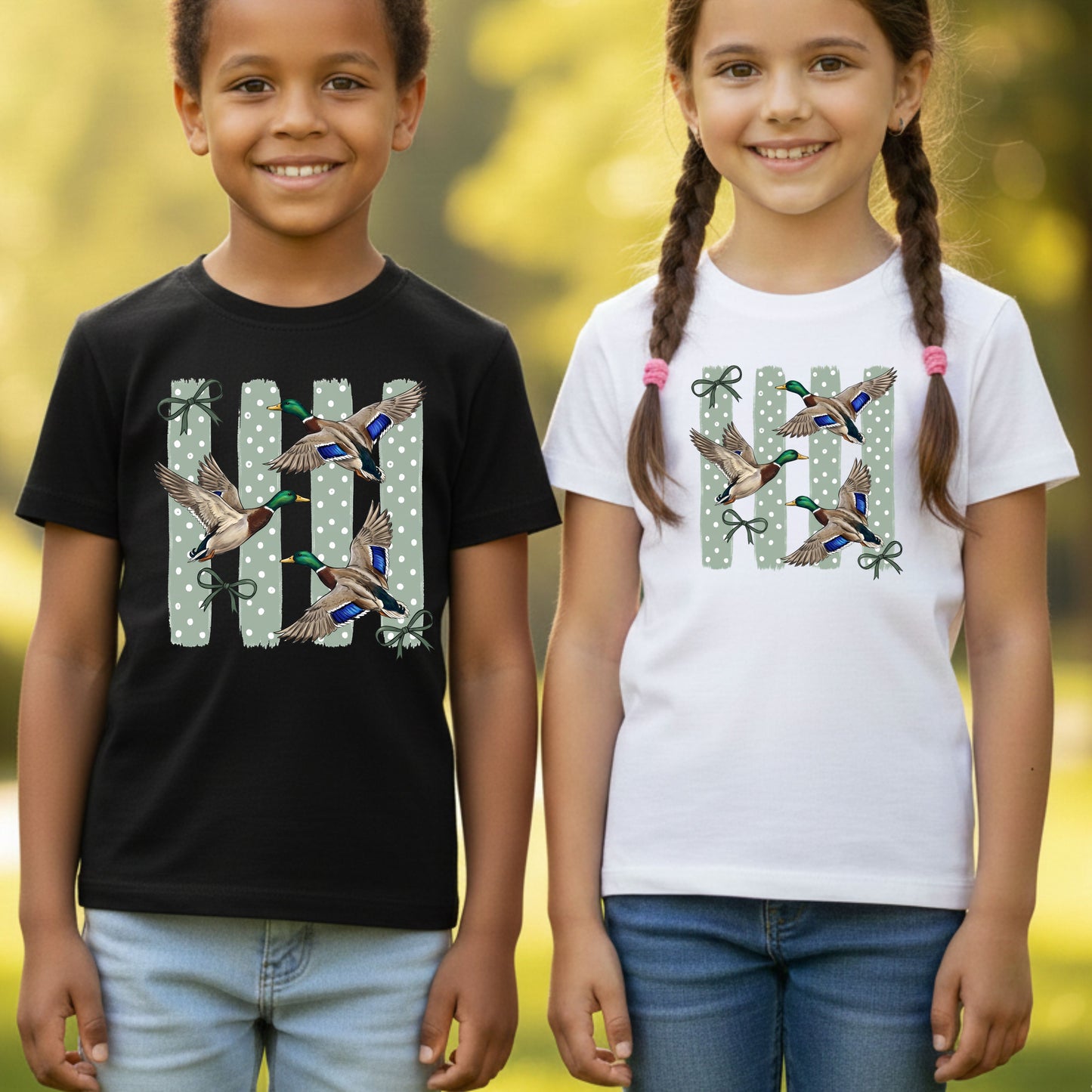 Flying Mallard Ducks Vintage T-Shirt, Green Bows Polka Dot Coquette Hunting Tee