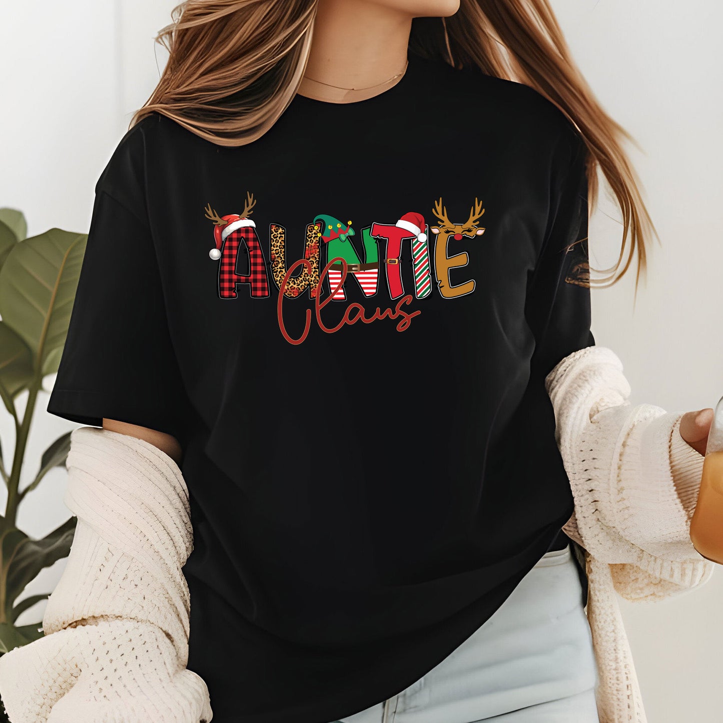 Auntie Claus Christmas Sweatshirt, Xmas Auntie T Shirts, Matching Family Christmas Sweater, Christmas Light Tees For Auntie
