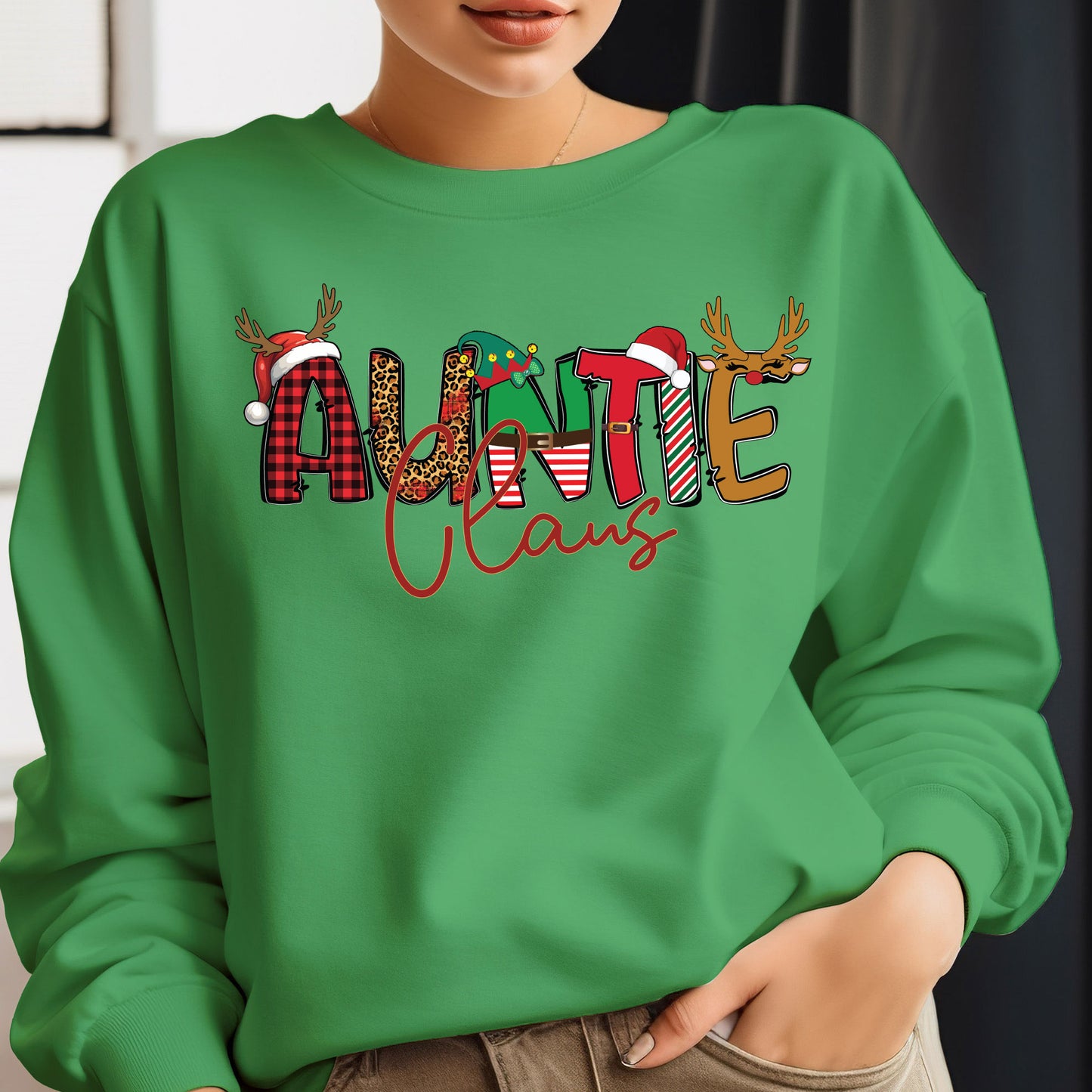 Auntie Claus Christmas Sweatshirt, Xmas Auntie T Shirts, Matching Family Christmas Sweater, Christmas Light Tees For Auntie