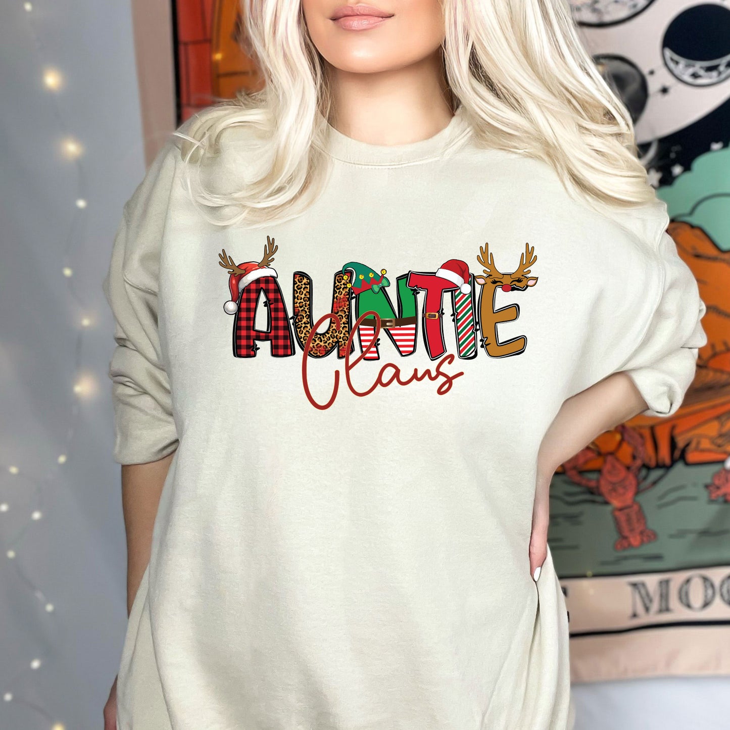 Auntie Claus Christmas Sweatshirt, Xmas Auntie T Shirts, Matching Family Christmas Sweater, Christmas Light Tees For Auntie