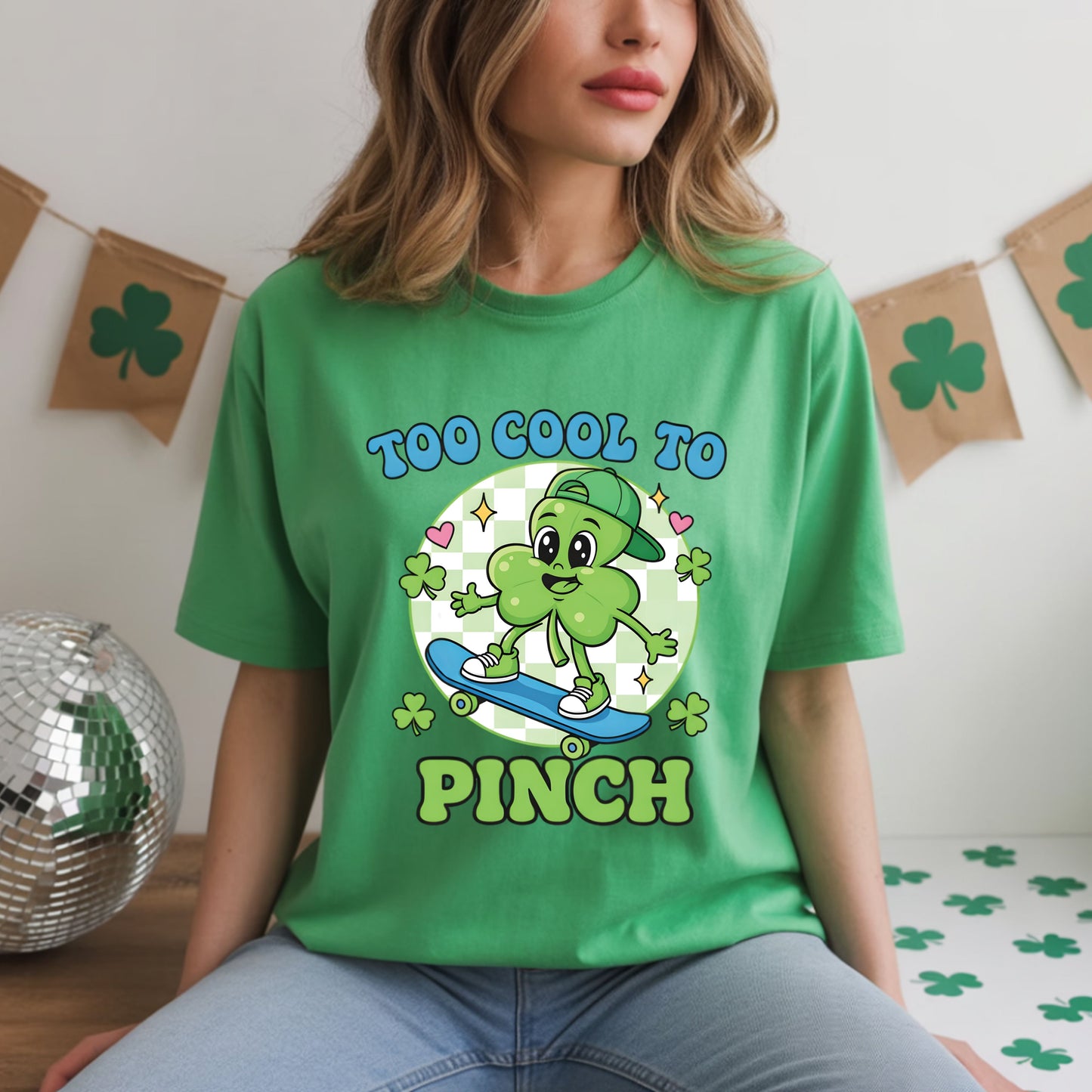 Girls St Patrick’s Day Shirts Too Cool to Pinch Shamrock Sweatshirt Saint Patrick Party Tees Irish Green Sweater For Men Women Kids